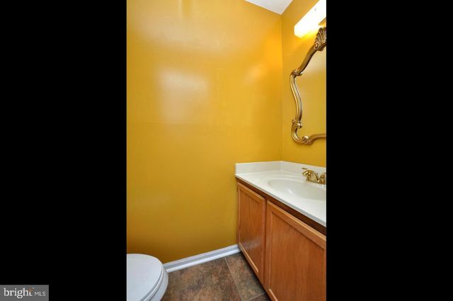 107 WHISPER CT, Burlington, NJ 08016