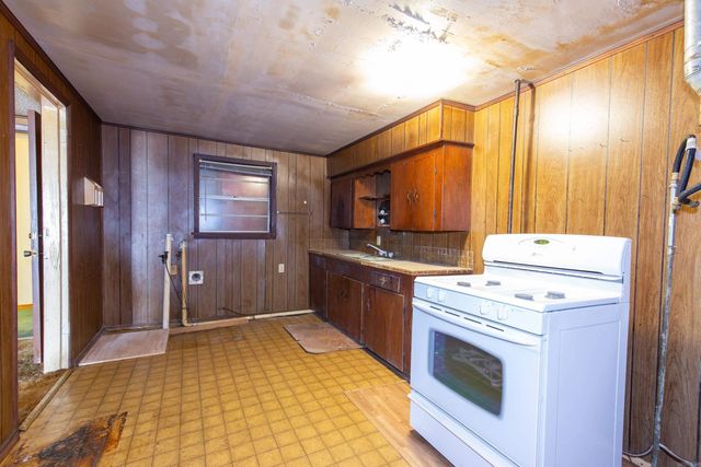 910 Ray Rd., Jacksonville, AR 72076