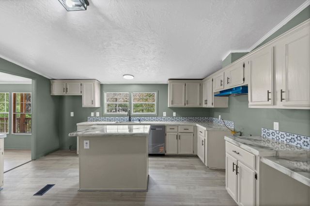 145 WALNUT BEND RD, Arlington, TN 38002