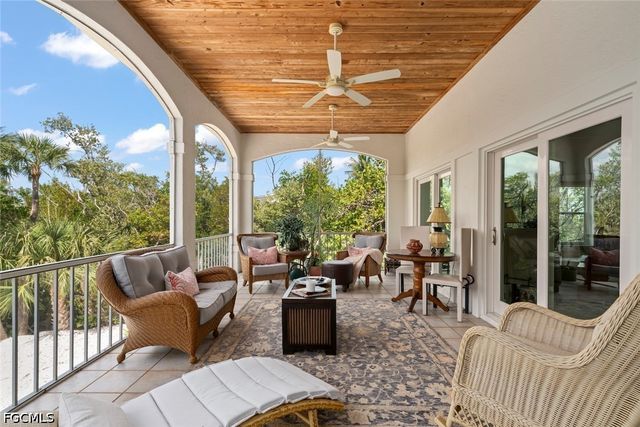 500 Kinzie Island CT, Sanibel, FL 33957