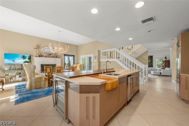 500 Kinzie Island CT, Sanibel, FL 33957