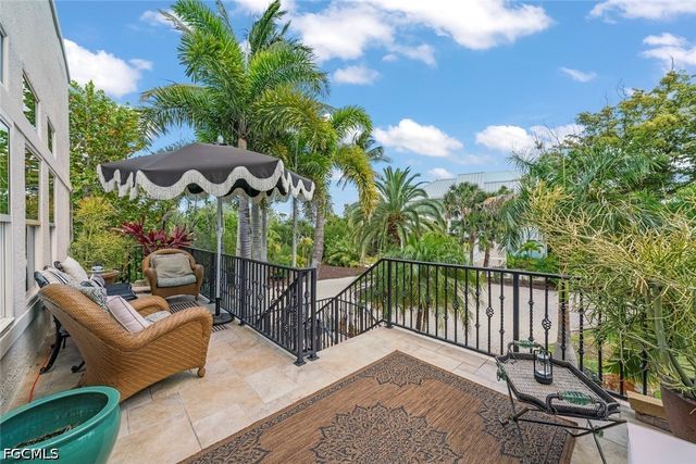 500 Kinzie Island CT, Sanibel, FL 33957