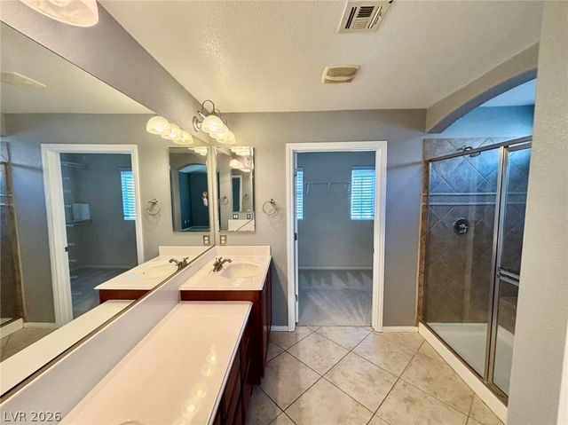 8273 Settlers Inn Court, Las Vegas, NV 89178