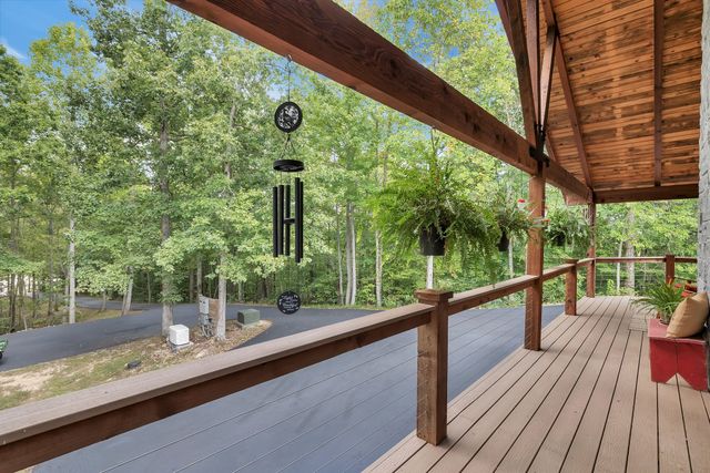 262 Brushy Rd, Centerville, TN 37033