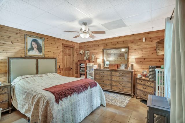 262 Brushy Rd, Centerville, TN 37033