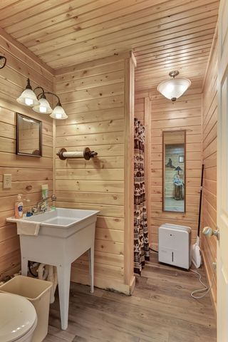 262 Brushy Rd, Centerville, TN 37033