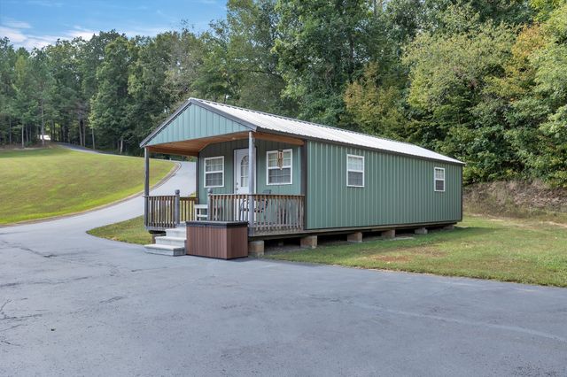 262 Brushy Rd, Centerville, TN 37033
