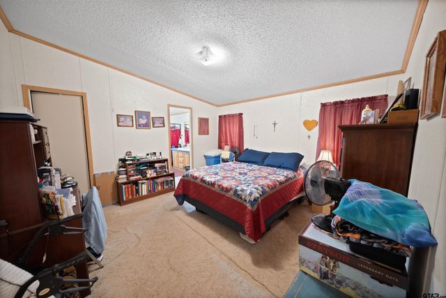2425 Thompson Ln, Tyler, TX 75701
