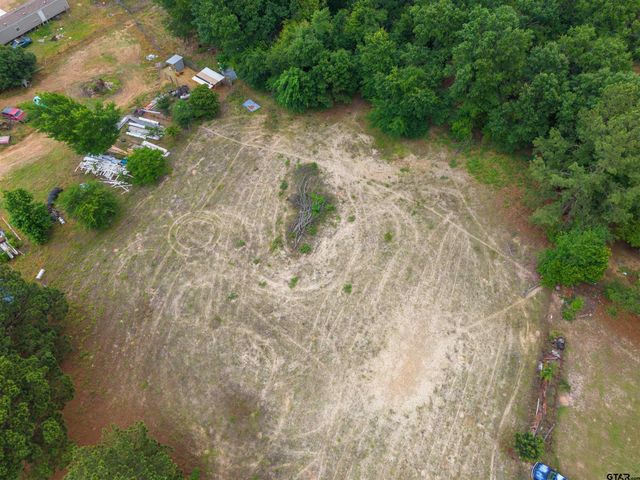 2425 Thompson Ln, Tyler, TX 75701