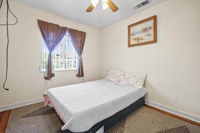 1553 E 7th St, Stockton, CA 95206