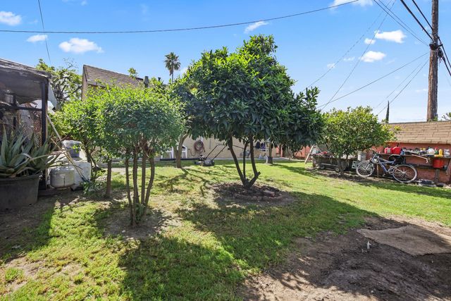 1553 E 7th St, Stockton, CA 95206