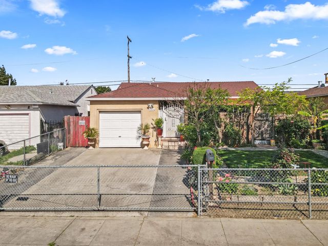 1553 E 7th St, Stockton, CA 95206