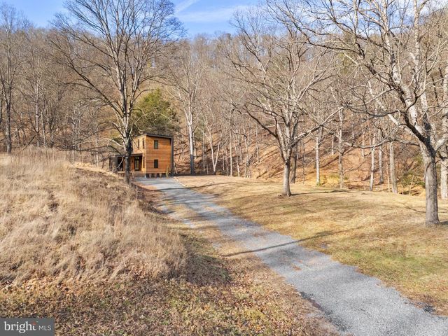 1956 DOVE HOLLOW RD, Mathias, WV 26812
