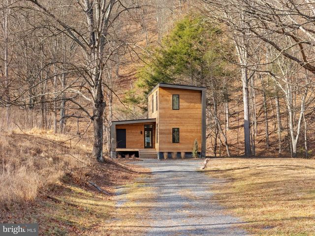 1956 DOVE HOLLOW RD, Mathias, WV 26812