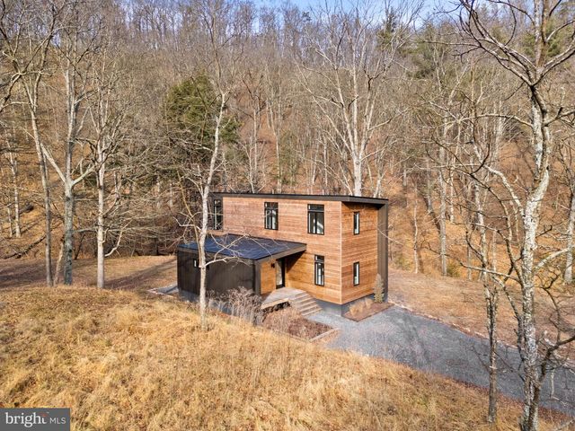 1956 DOVE HOLLOW RD, Mathias, WV 26812