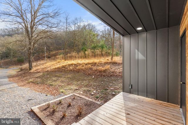 1956 DOVE HOLLOW RD, Mathias, WV 26812