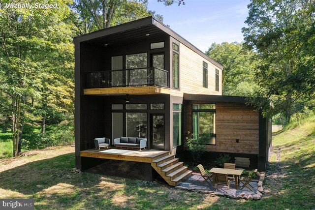 1956 DOVE HOLLOW RD, Mathias, WV 26812