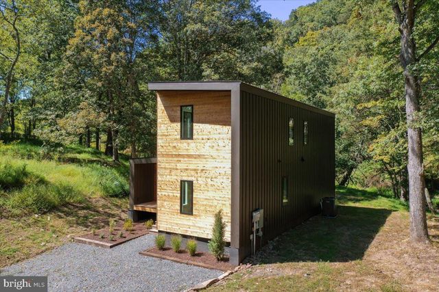 1956 DOVE HOLLOW RD, Mathias, WV 26812