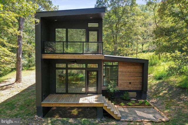 1956 DOVE HOLLOW RD, Mathias, WV 26812