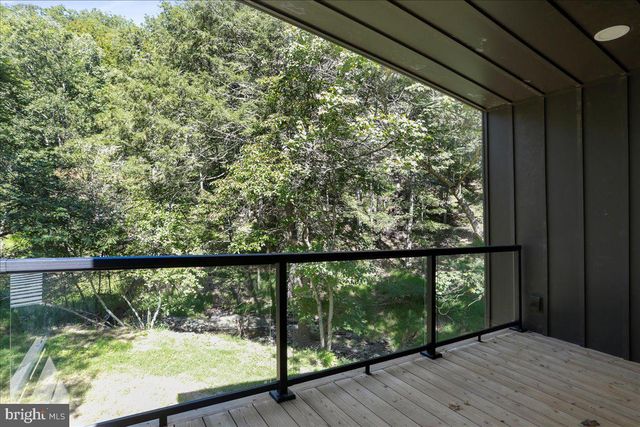 1956 DOVE HOLLOW RD, Mathias, WV 26812