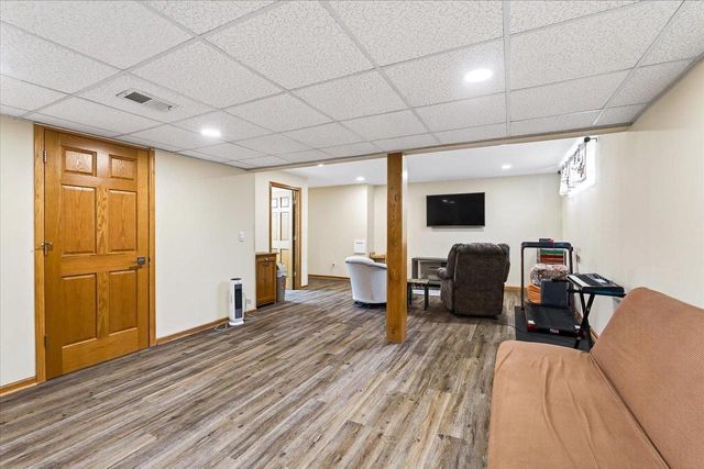9314 Highland Gate Way, Verona, WI 53593
