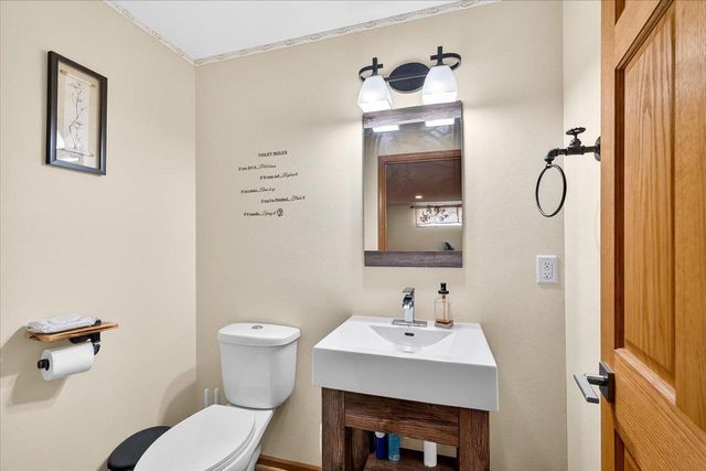 9314 Highland Gate Way, Verona, WI 53593