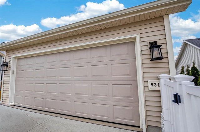 9314 Highland Gate Way, Verona, WI 53593