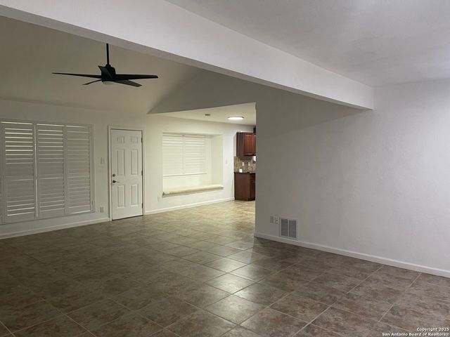 1602 Forest Spring, San Antonio, TX 78232