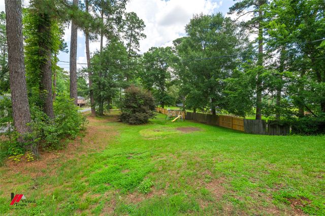 1605 Top Bluff Lane, Shreveport, LA 71109
