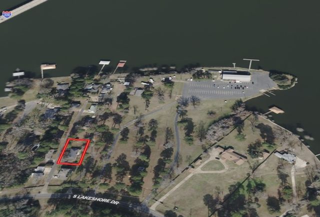 1605 Top Bluff Lane, Shreveport, LA 71109