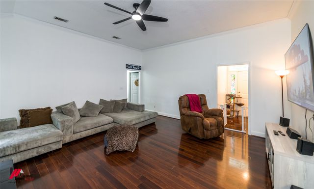 1605 Top Bluff Lane, Shreveport, LA 71109