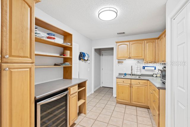 60 Thomas Sumter St, Beaufort, SC 29907