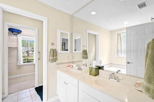 60 Thomas Sumter St, Beaufort, SC 29907