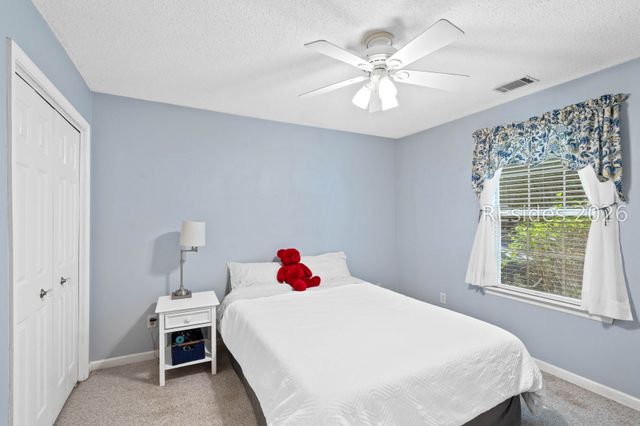 60 Thomas Sumter St, Beaufort, SC 29907