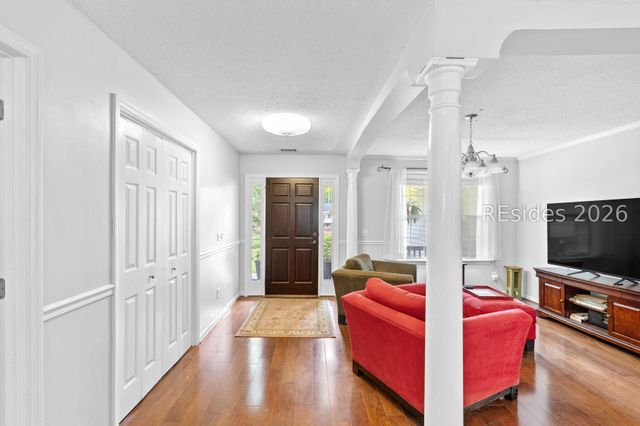 60 Thomas Sumter St, Beaufort, SC 29907