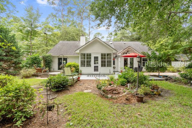 60 Thomas Sumter St, Beaufort, SC 29907