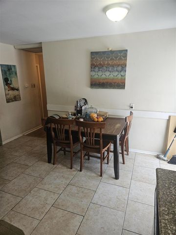 3265 Brooklyn Avenue, Grand Rapids, MI 49508