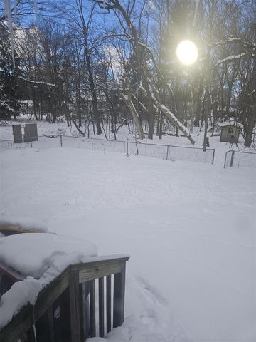 3265 Brooklyn Avenue, Grand Rapids, MI 49508