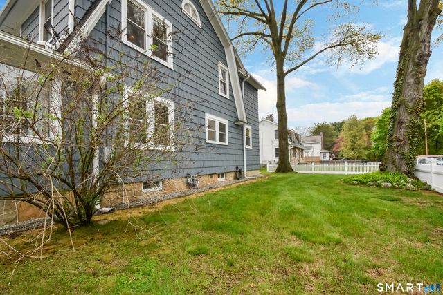 234 North Pine Creek Road, Fairfield, CT 06824