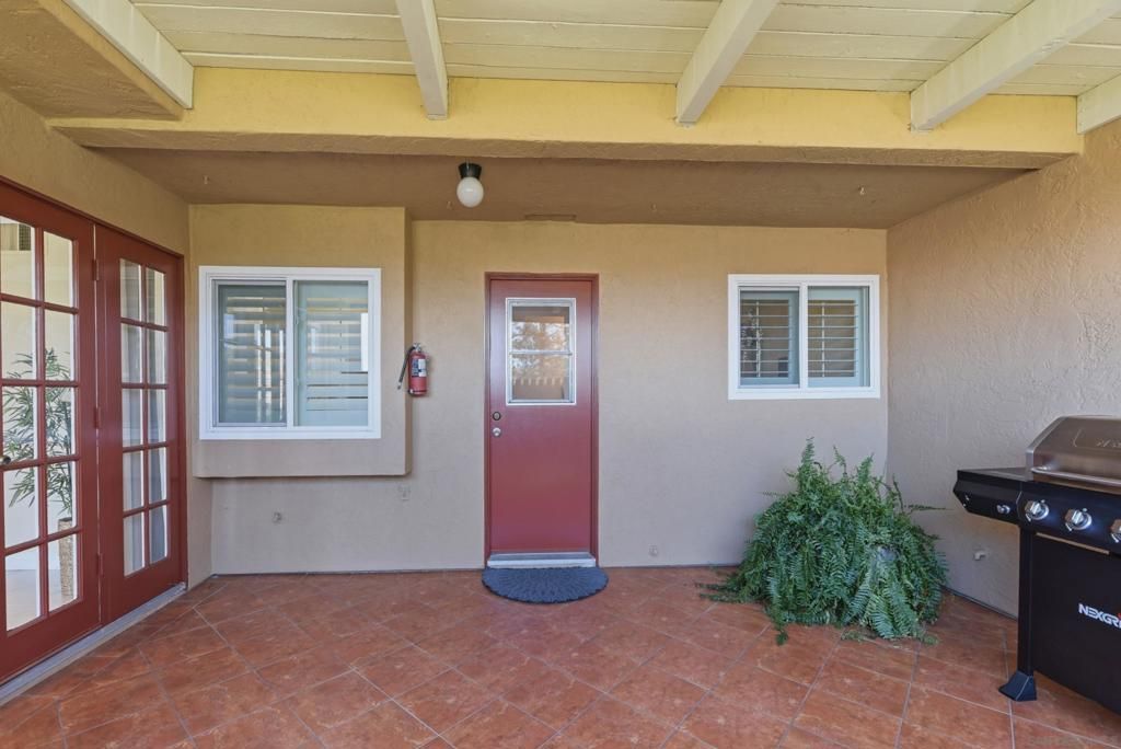 Image 14 of property listing at 17443 Ashburton Rd., San Diego, CA 92128