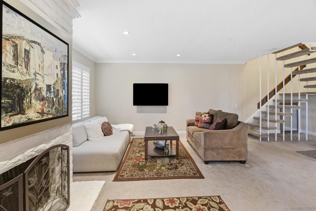 Image 3 of property listing at 17443 Ashburton Rd., San Diego, CA 92128