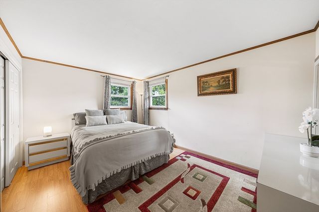 27 Randy Rd, Framingham, MA 01701