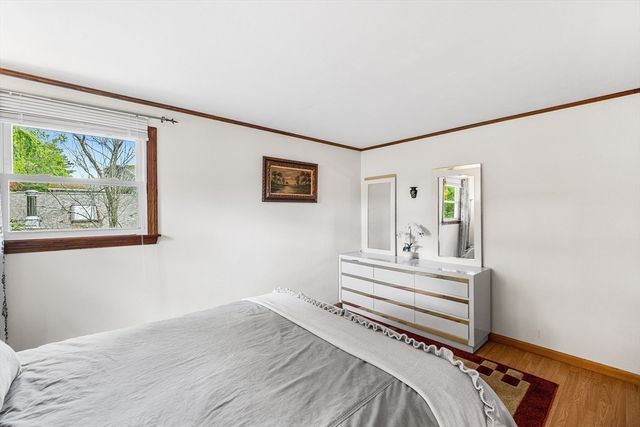 27 Randy Rd, Framingham, MA 01701