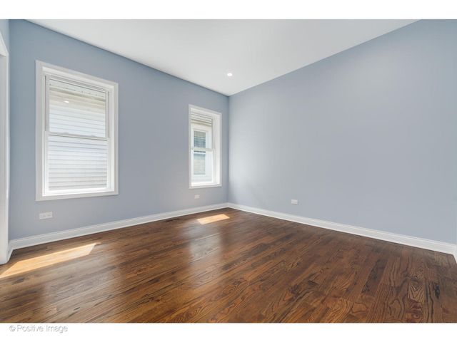 5025 W Superior Street, Chicago, IL 60644