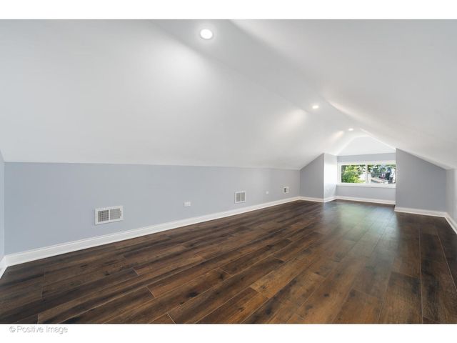 5025 W Superior Street, Chicago, IL 60644