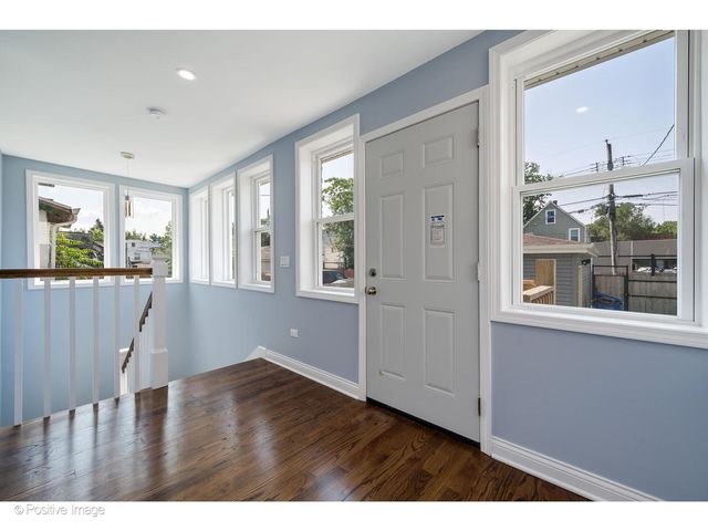 5025 W Superior Street, Chicago, IL 60644