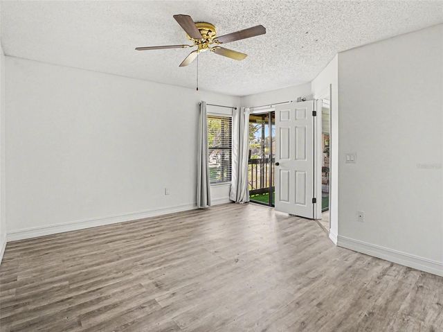 2918 S SEMORAN BOULEVARD E2, Orlando, FL 32822