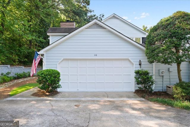 110 Great Oaks Lane, Roswell, GA 30075