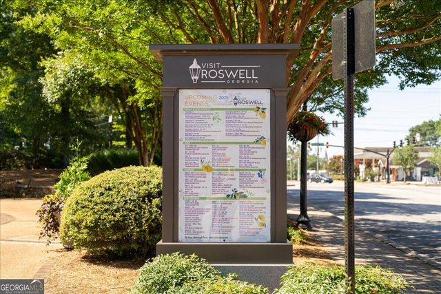 110 Great Oaks Lane, Roswell, GA 30075