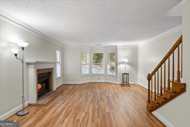 110 Great Oaks Lane, Roswell, GA 30075